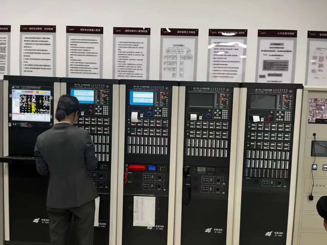 20251126128015.png 1.webp.png